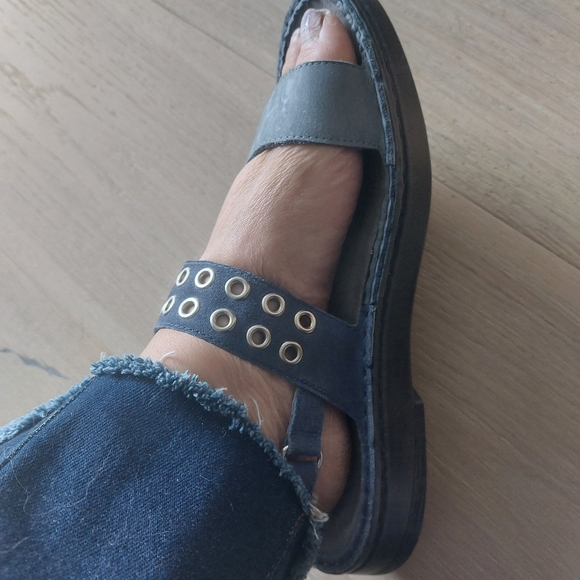 Naot sandal - Picture 2 of 2